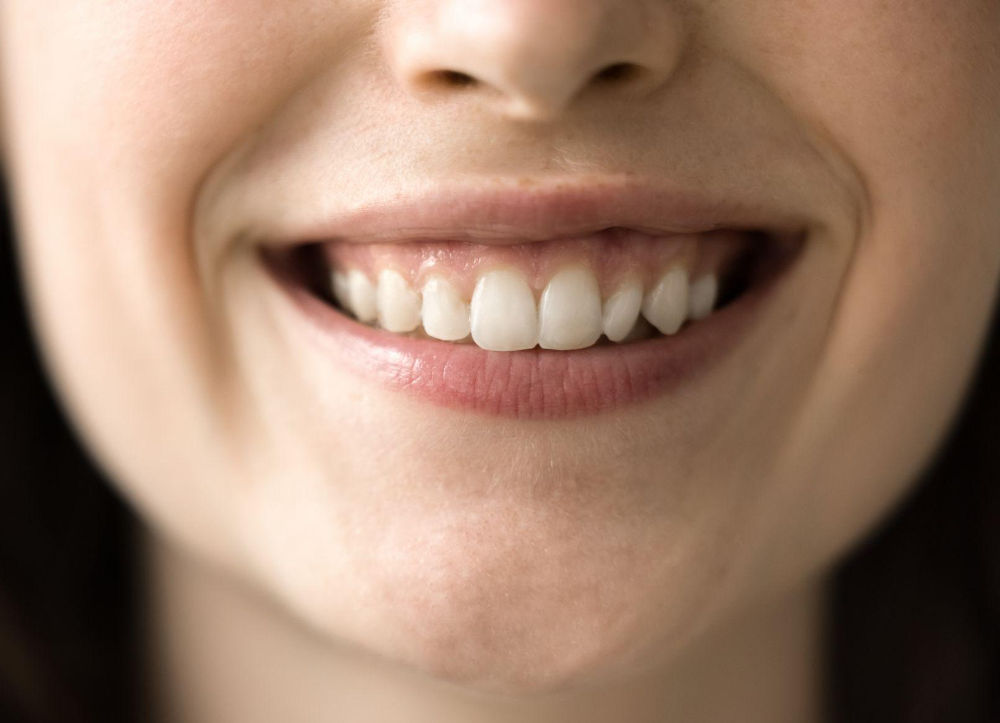 Rotten Tooth Smell vs Gum Disease Breath